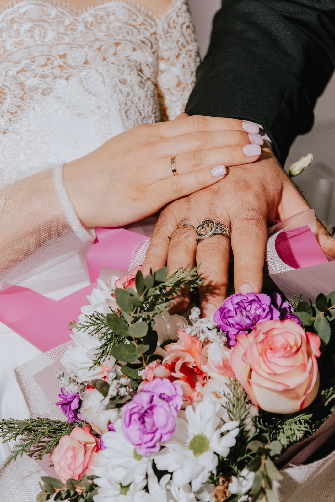 Свадебная фотосессия в светлой фотостудии Кемерово