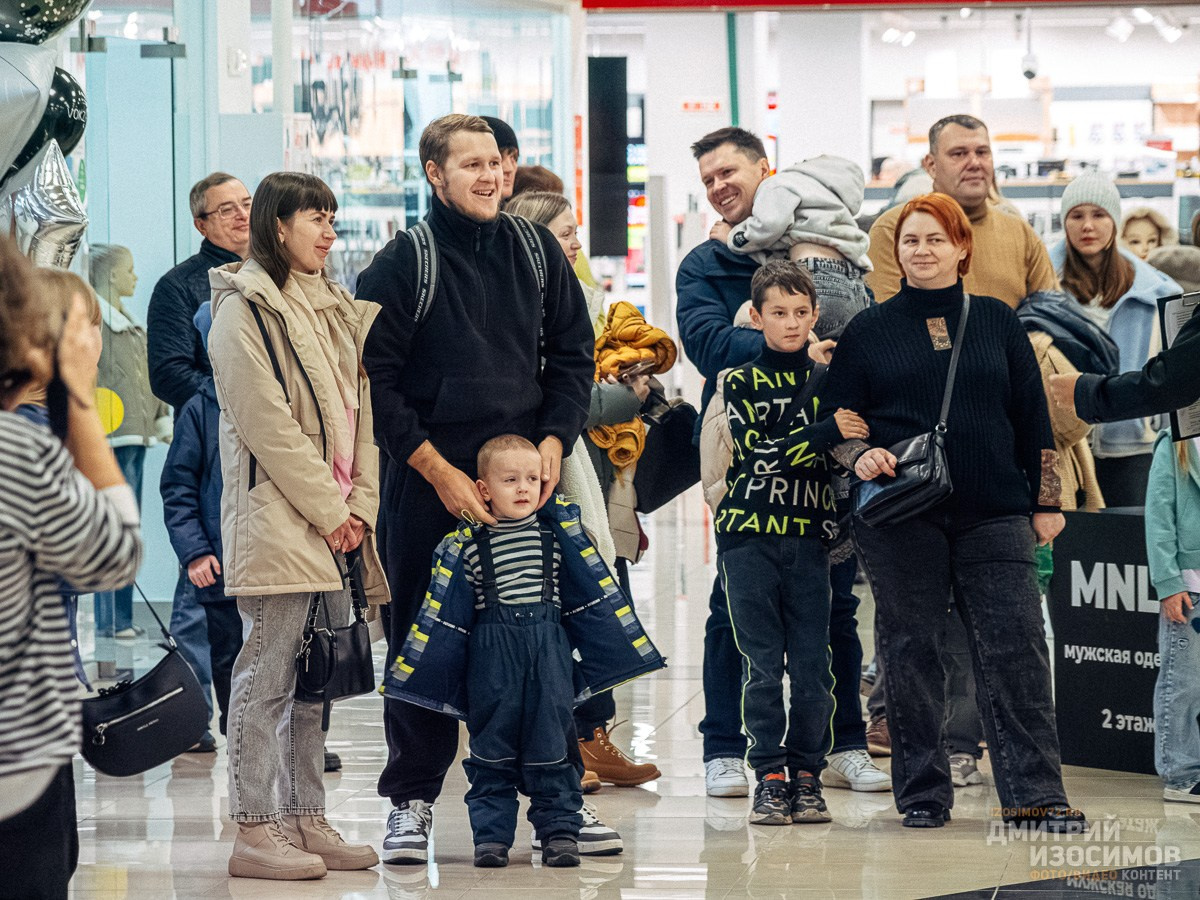 Открытие фотовыставки «Папа в кадре»