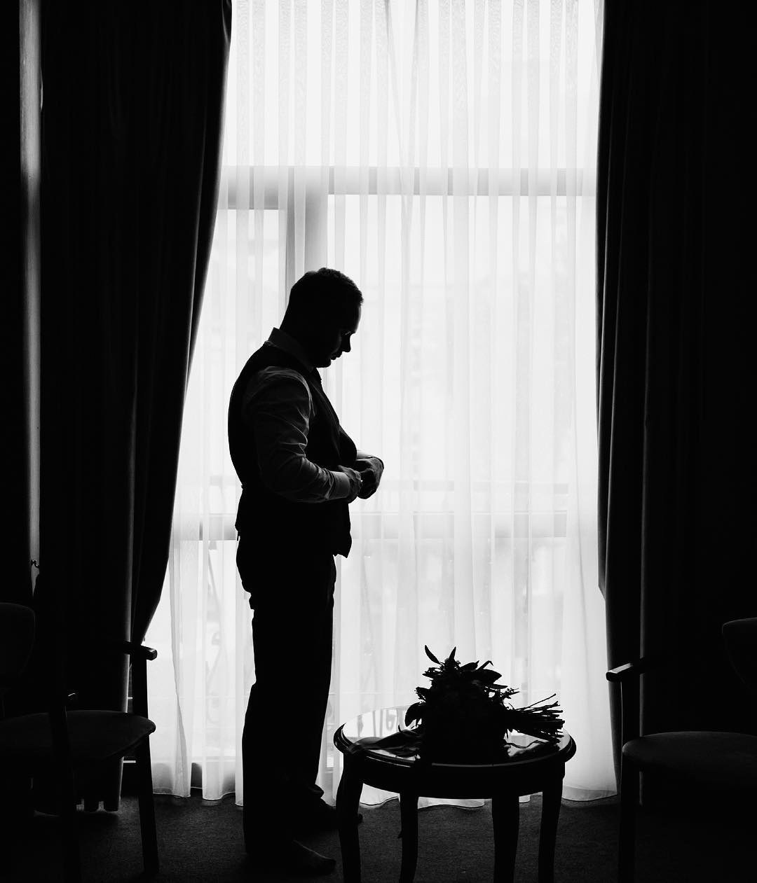 Сборы жениха в отеле Continental на улице Тверская