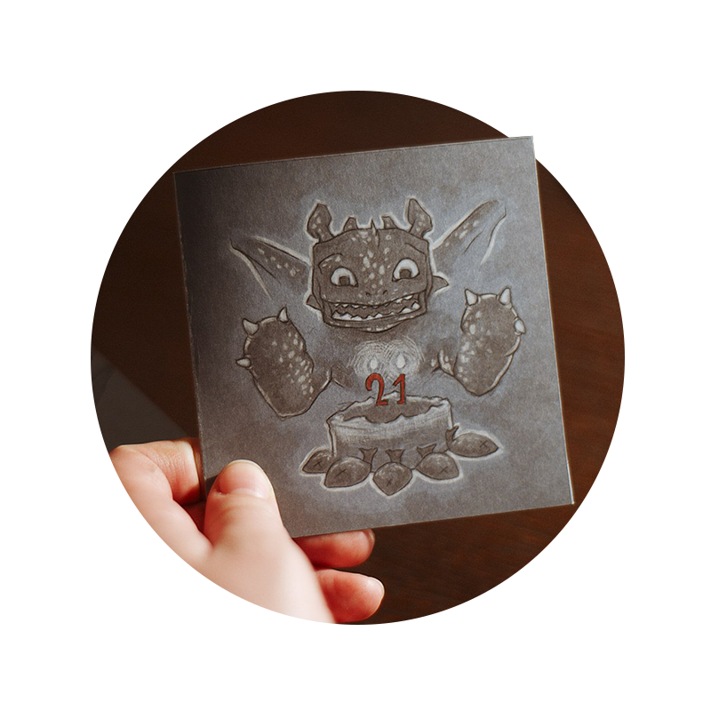 Света фотографирует