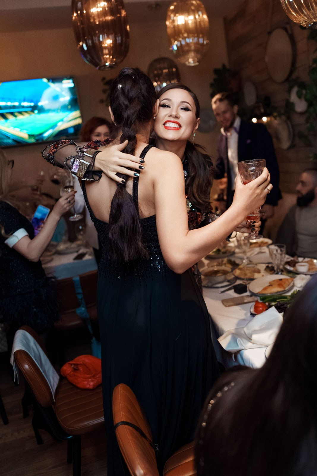 ДНИ РОЖДЕНИЯ ВЗРОСЛЫХ. Фотограф и видеограф для бизнеса в Москве — фуд, рестораны, интерьер, контент | Sizov Studio