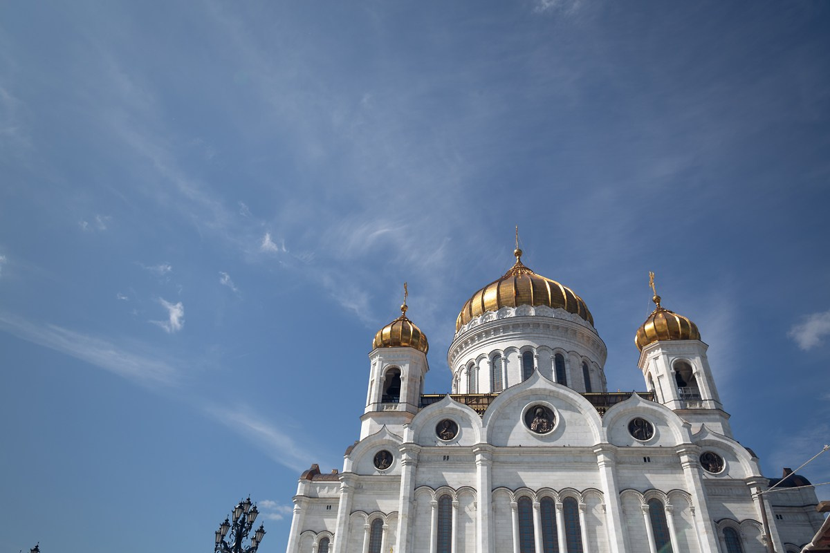 Венчание в главном Храме. Свадебный и репортажный фотограф в Москве и Московской области