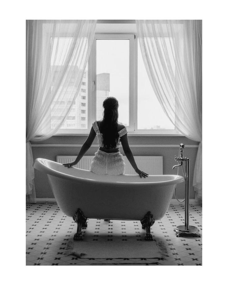 Фотосессия в ванной с молоком. Фотограф Александр Стрельченко Псков
