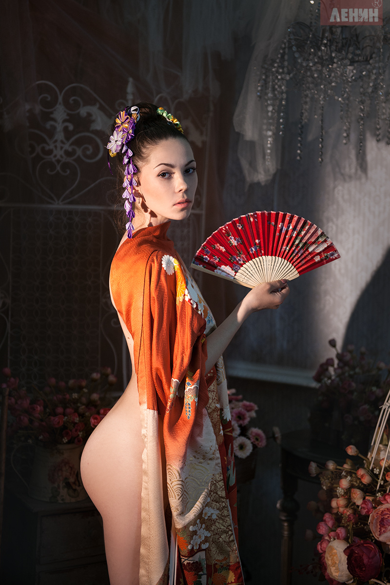 Фарфор.... Сергей Ленин