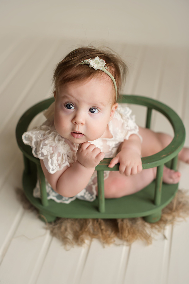 Аделина 7 месяцев. Фотограф новорожденных Елена Панова