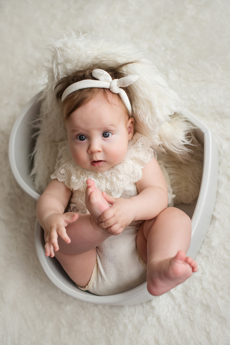 Аделина 7 месяцев. Фотограф новорожденных Елена Панова