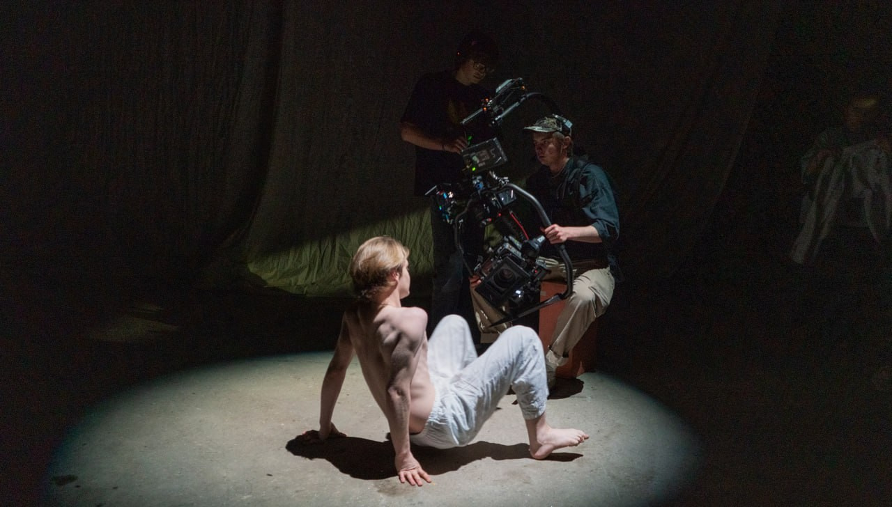 BACKSTAGE GALLERY. «MAK FLAME»