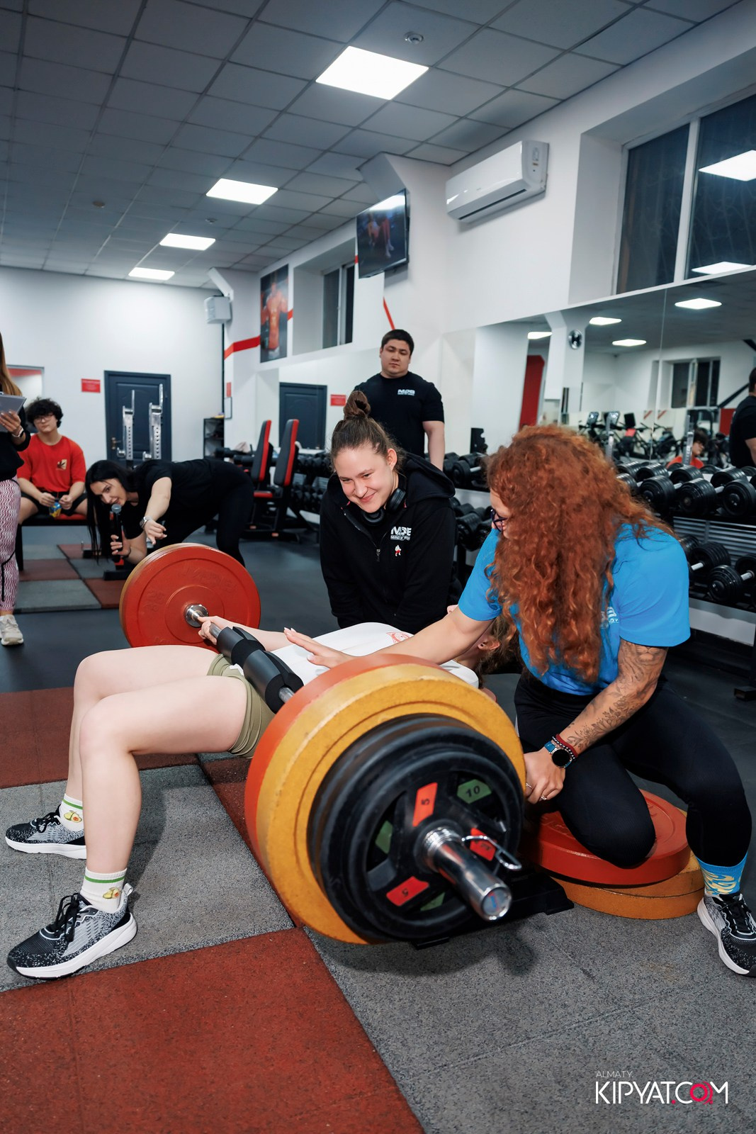 ДЕНЬ РОЖДЕНИЯ ТРЕНАЖЕРНОГО ЗАЛА MIND OF BODY. КИПЯТКОМ АЛМАТЫ! Фотосъемка мероприятий в Алматы