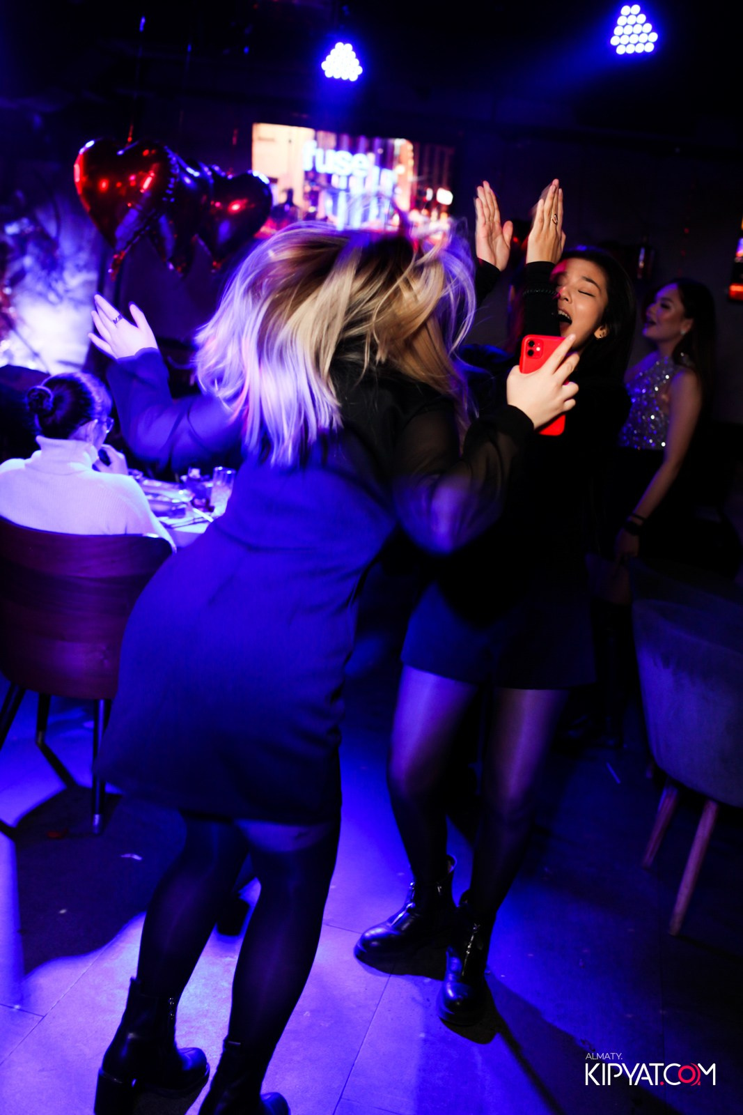 SPACE KARAOKE BAR. КИПЯТКОМ АЛМАТЫ!