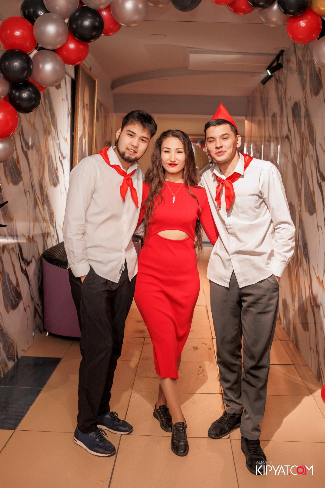 ПИОНЕРСКАЯ ПРАВДА. КИПЯТКОМ АЛМАТЫ!