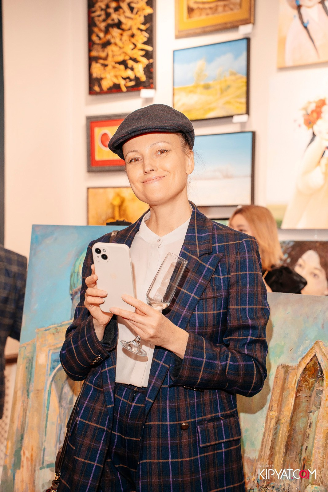 ОТКРЫТИЕ ХУДОЖЕСТВЕННОЙ ГАЛЕРЕИ ETNA ART LAB. КИПЯТКОМ АЛМАТЫ! Фотосъемка мероприятий в Алматы