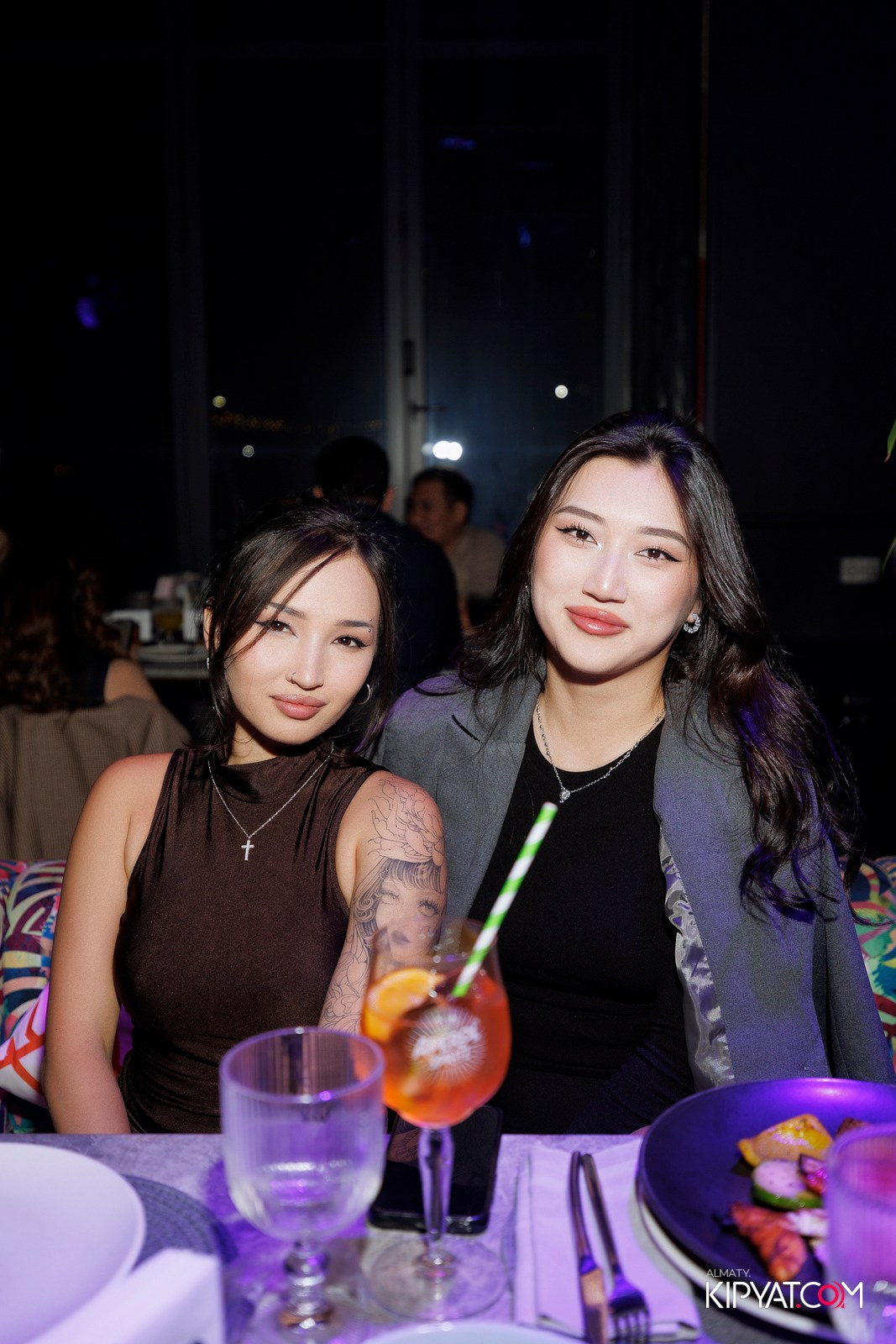 FRIENDS BAR & TERRACE. КИПЯТКОМ АЛМАТЫ! Фотосъемка мероприятий в Алматы