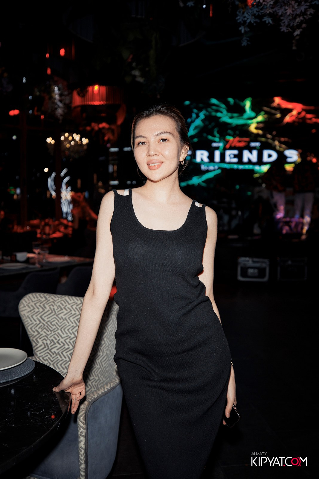 FRIENDS BAR & TERRACE. КИПЯТКОМ АЛМАТЫ!