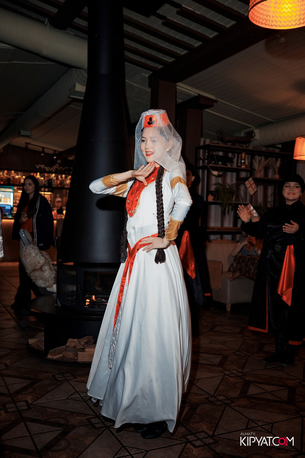 РЕСТОРАН МЦХЕТА. КИПЯТКОМ АЛМАТЫ!