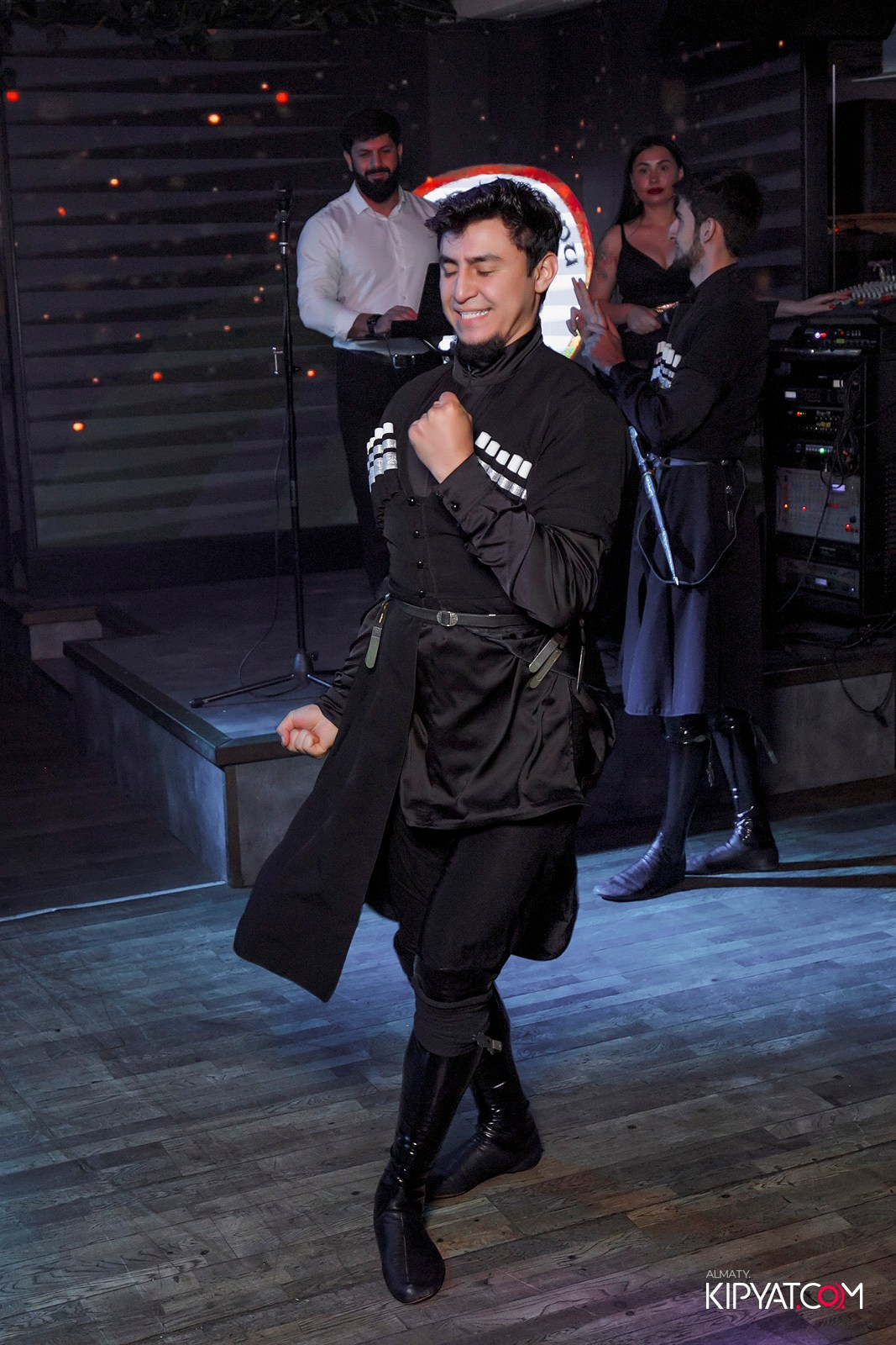 ВАХТАНГУРИ. КИПЯТКОМ АЛМАТЫ!