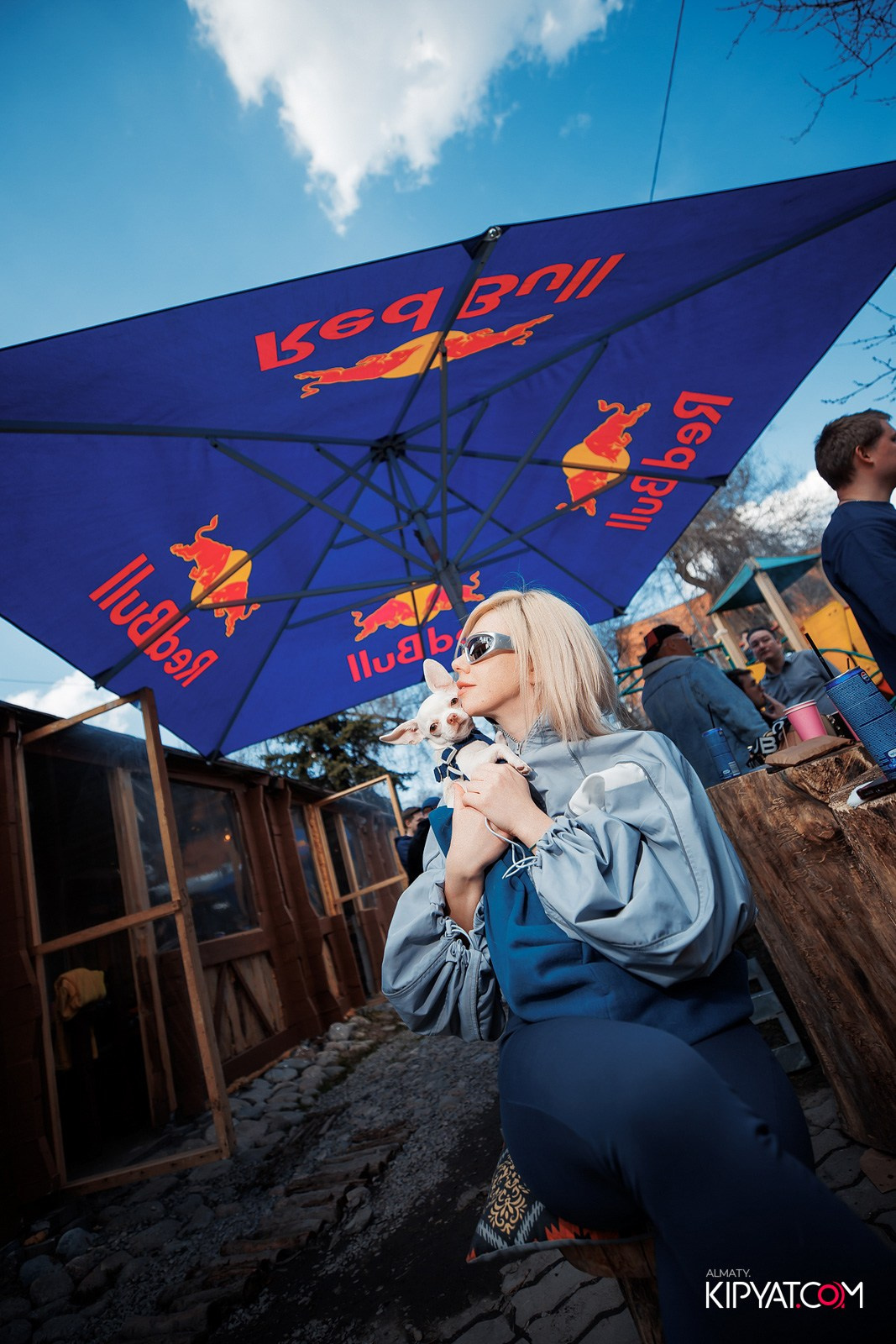 ДНЕВНОЙ РЕЙВ. КИПЯТКОМ АЛМАТЫ!