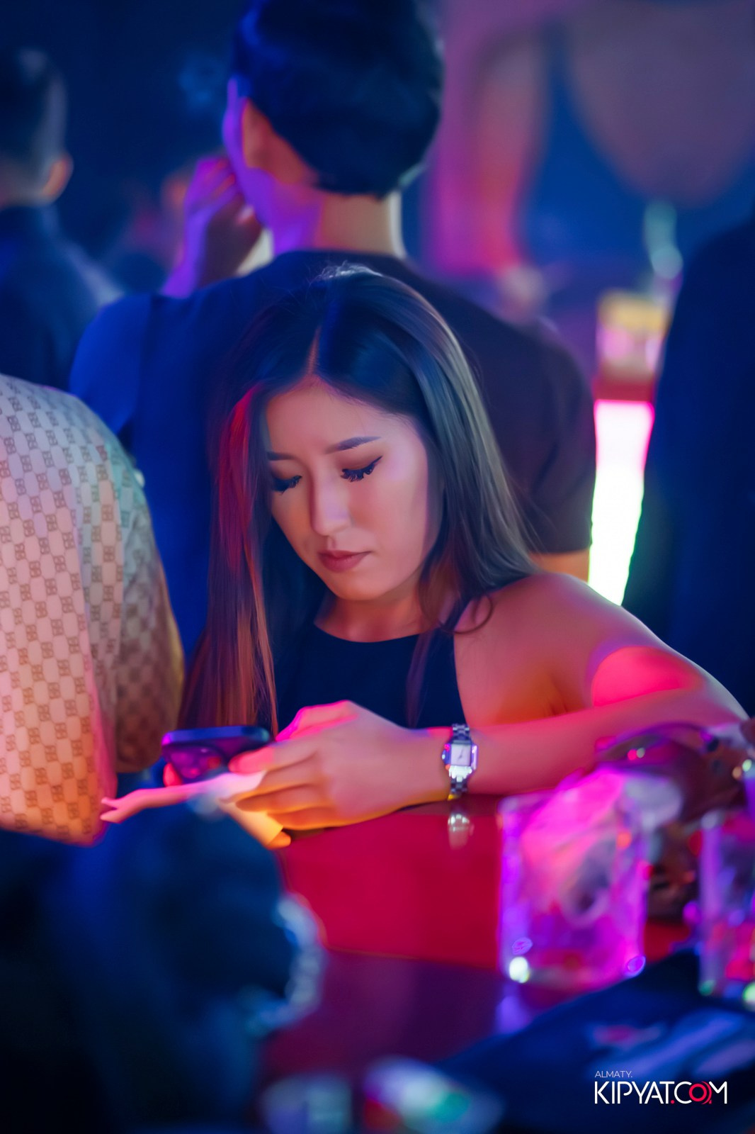 UYAT EMES BAR. КИПЯТКОМ АЛМАТЫ!