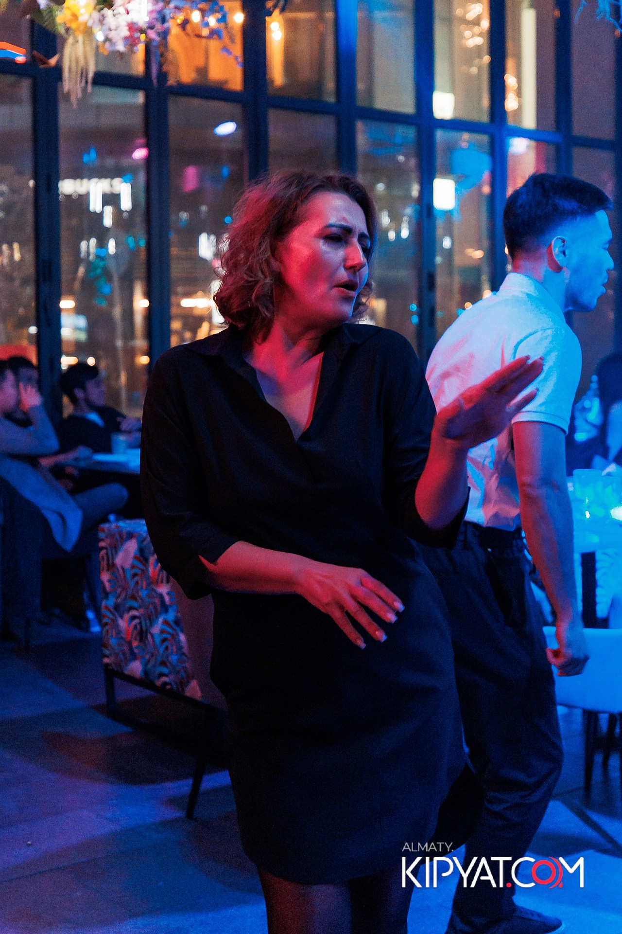 FRIENDS BAR & TERRACE. КИПЯТКОМ АЛМАТЫ! Фотосъемка мероприятий в Алматы