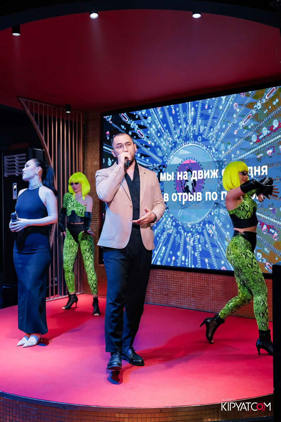 ЗАЯ, НА БИС. КИПЯТКОМ АЛМАТЫ!