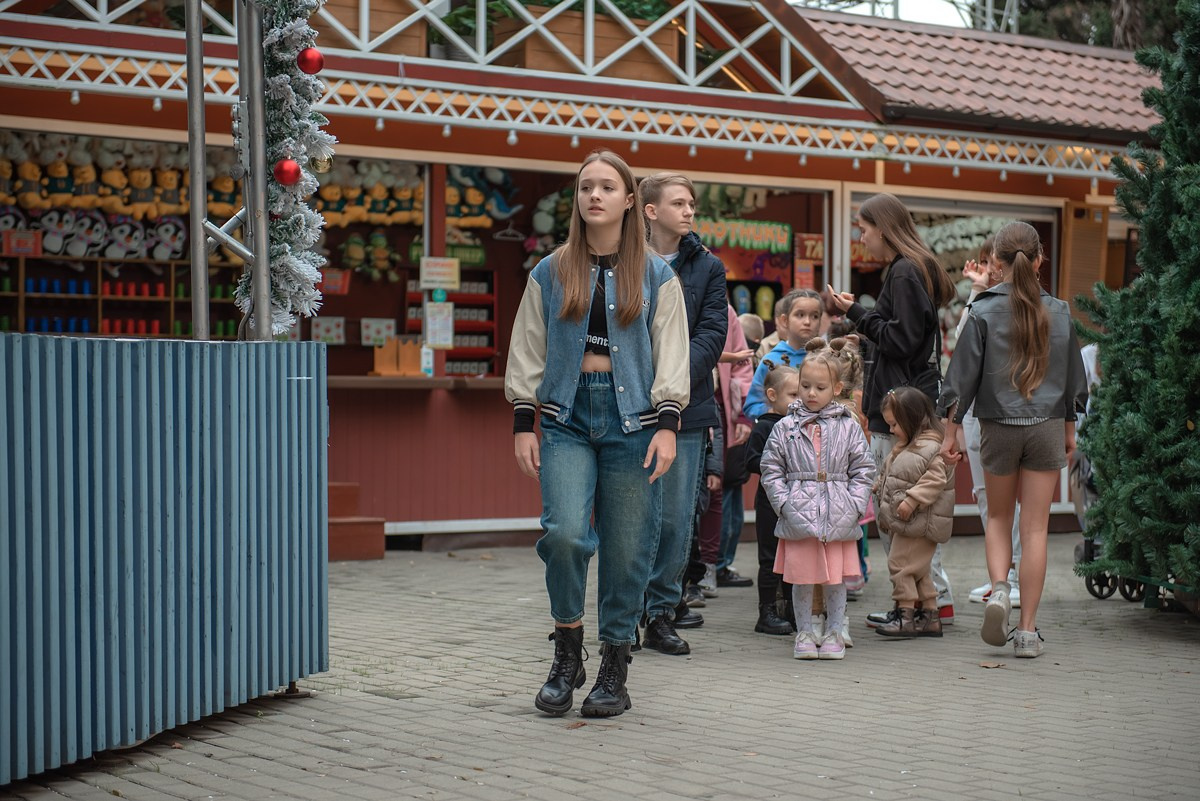 Парк Ривьера дефиле HAPPYkids. Семейный и коммерческий фотограф в Сочи Александр Бодунов