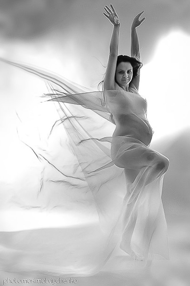 Фотосессия во время беременности от студии Love Story. Максим Матвийченко и Виктория Басова профессионалы своего дела