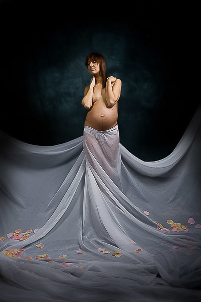 Фотосессия во время беременности от студии Love Story. Максим Матвийченко и Виктория Басова профессионалы своего дела