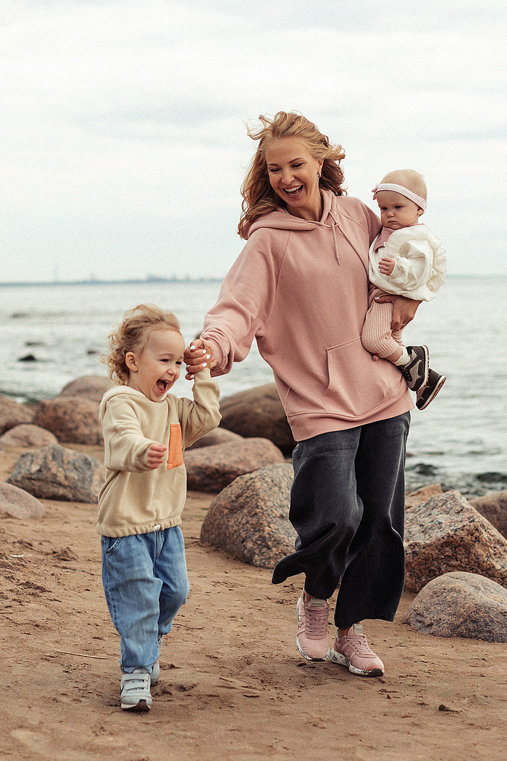 Family. Rodinná a svatební fotografka v Praze, Brně, Vídni a Bratislavě — Jane Reutova