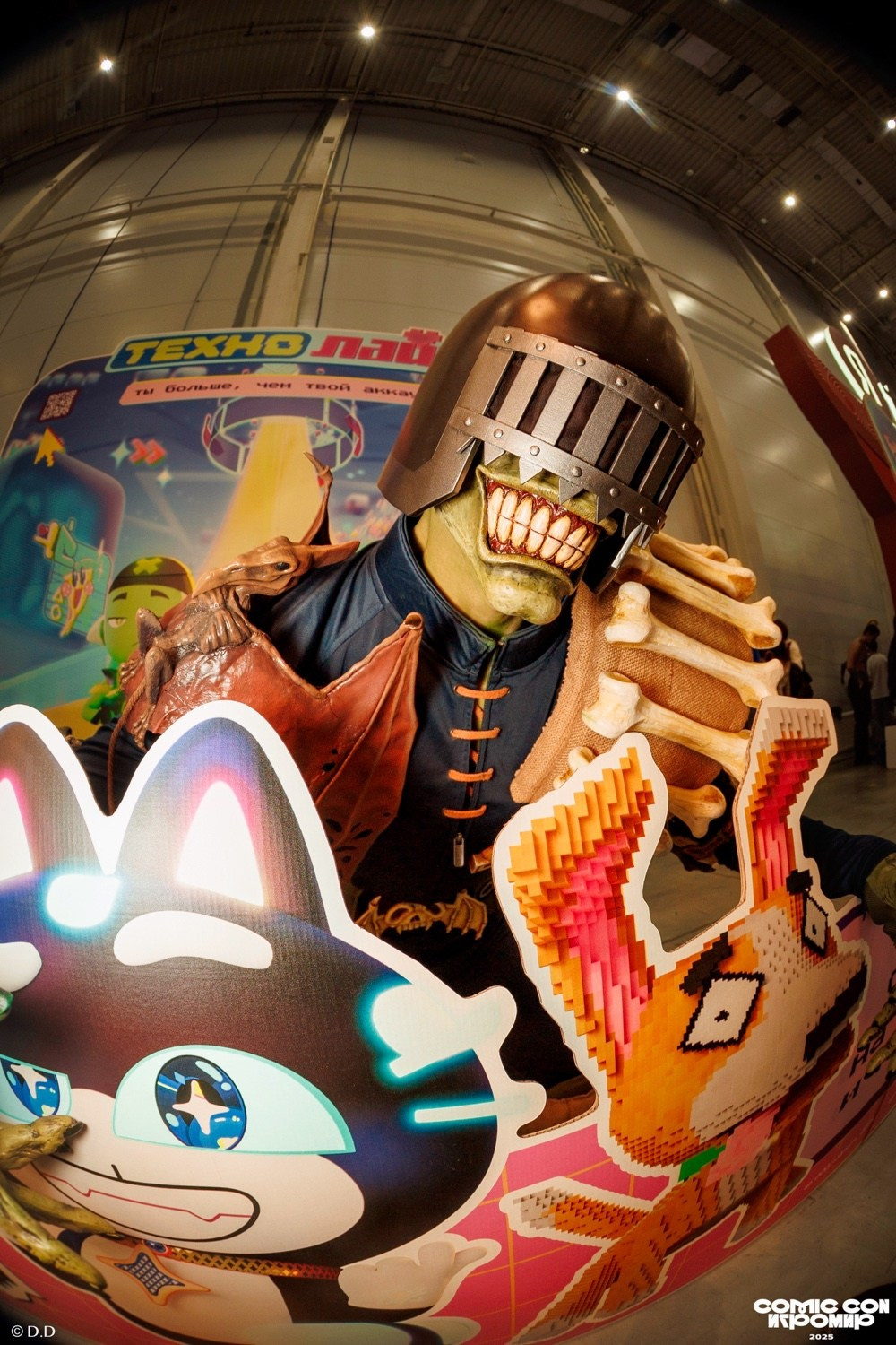 Comic Con Игромир 2025. Различные мероприятия и просто фотографии людей