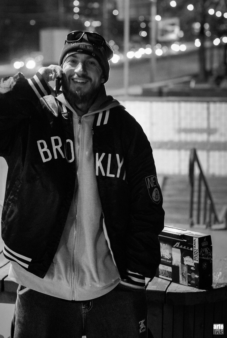 Уличная фотосессия, фотопрогулка, портрет, стрит фото. Репортажный фотограф в Москве Артём Соболев