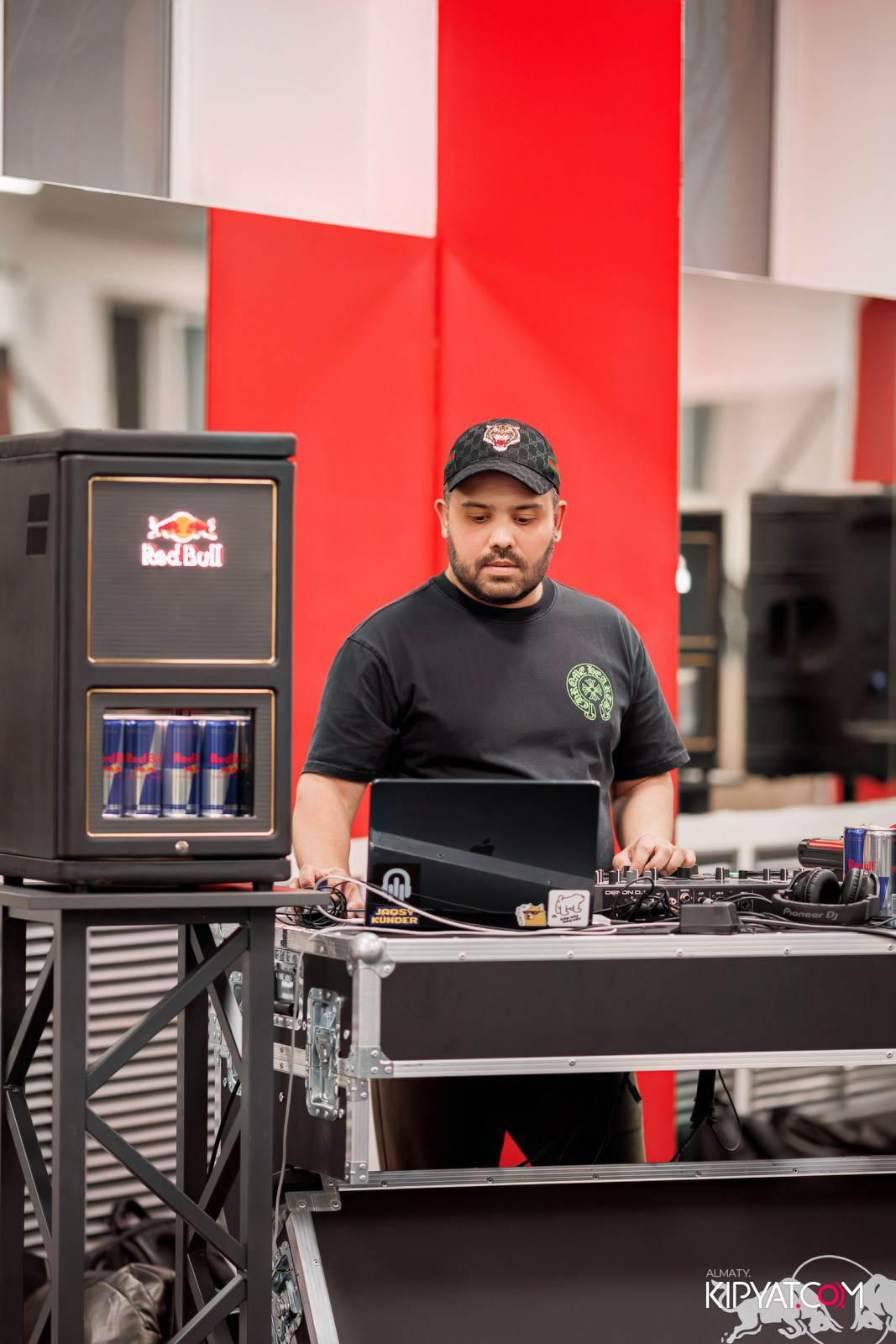 ДЕНЬ РОЖДЕНИЯ ФИТНЕС КЛУБА MIND OF BODY — НАМ 8 ЛЕТ. КИПЯТКОМ АЛМАТЫ!