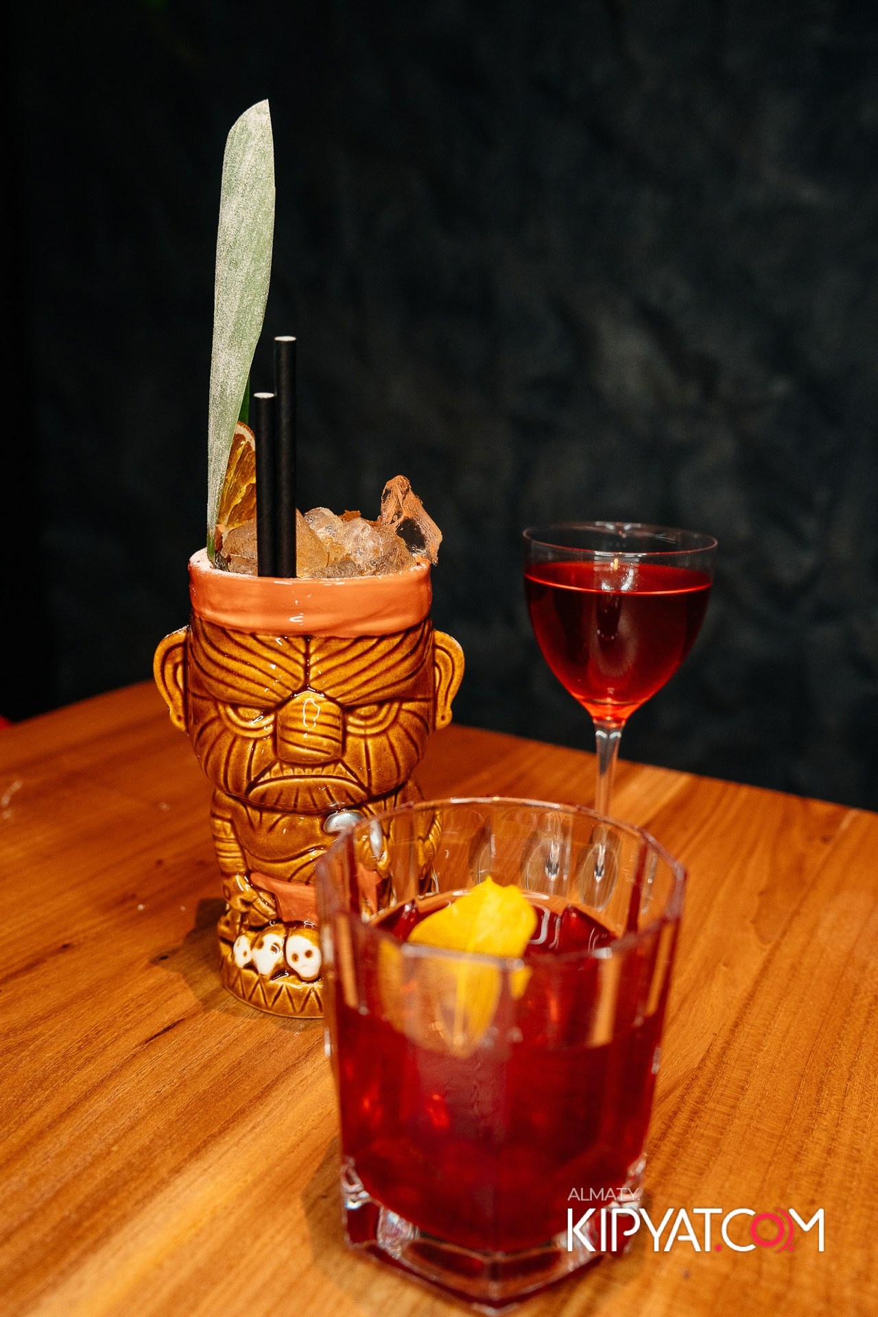 HOOKAH PLACE ALMATY. КИПЯТКОМ АЛМАТЫ!