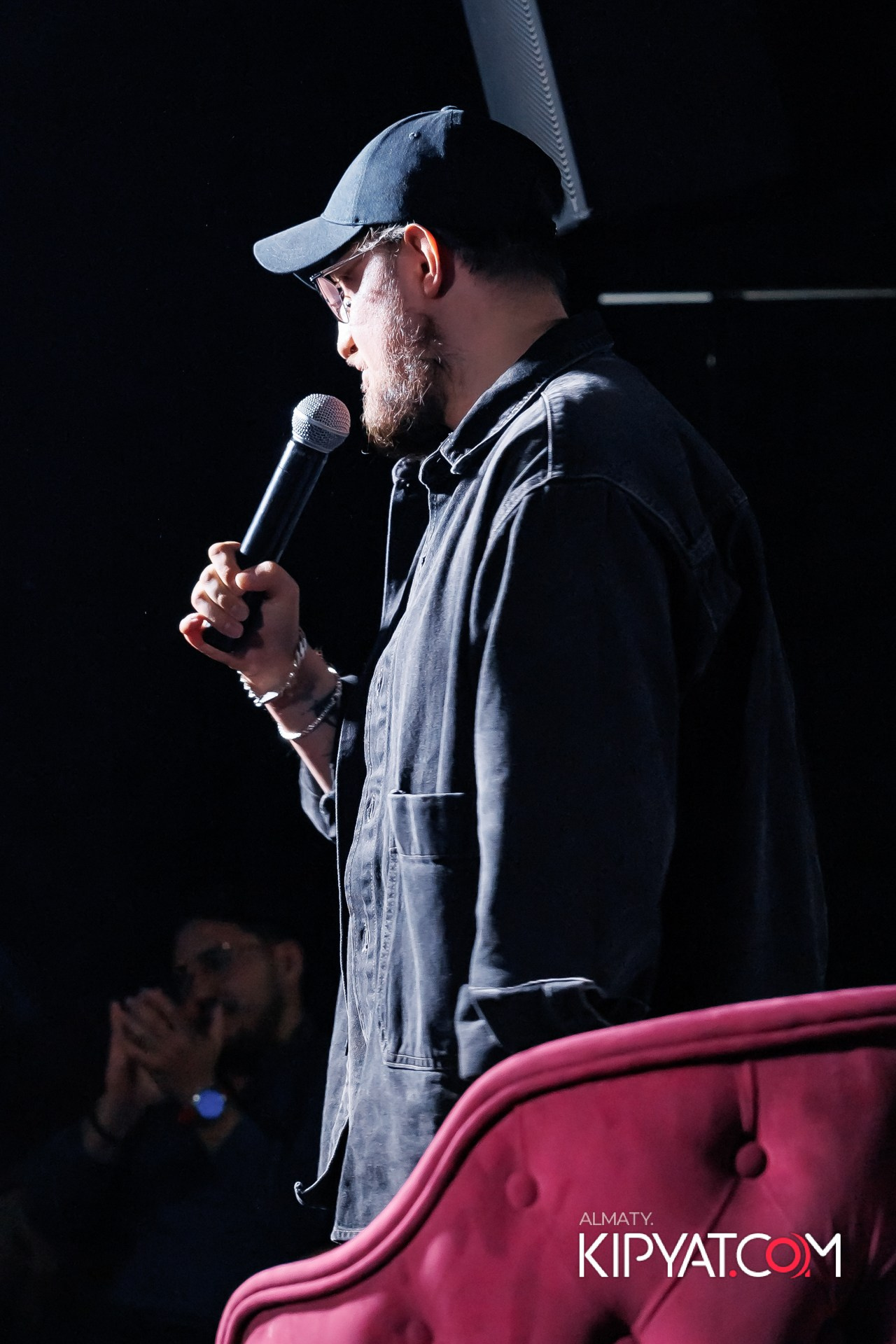 СОЛЬНЫЙ STAND UP КОНЦЕРТ АЛЕКСАНДРА МЕРКУЛЬ. КИПЯТКОМ АЛМАТЫ!