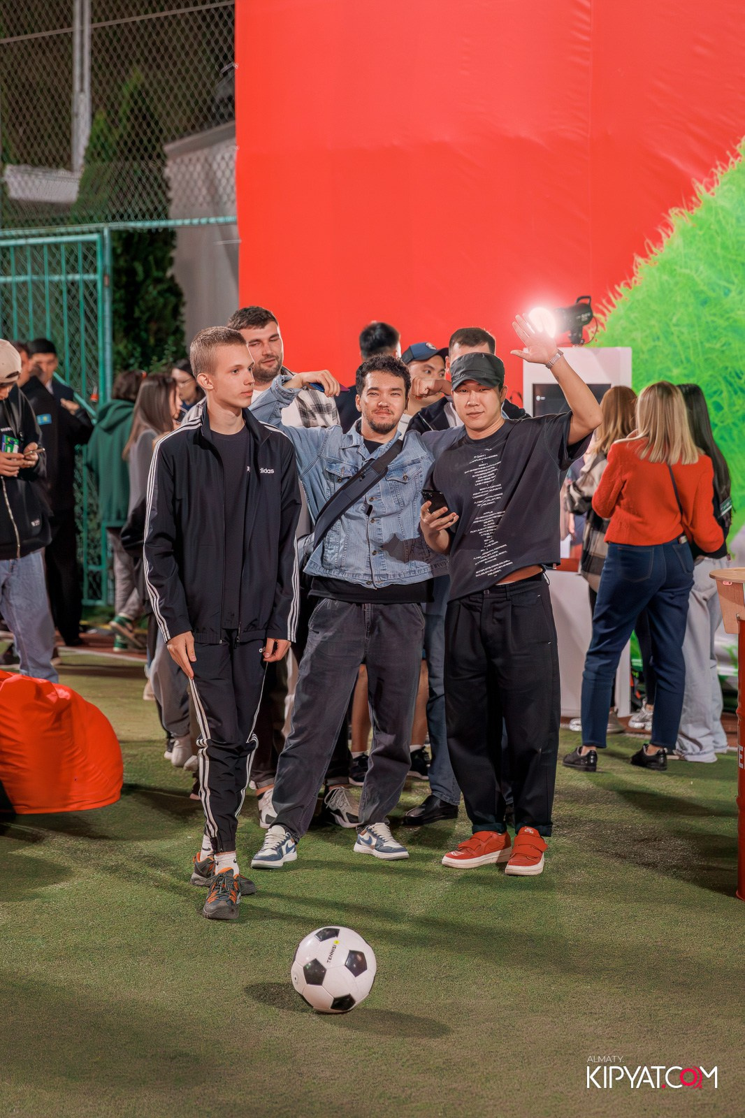 ФУТБОЛЬНЫЙ ФЕСТИВАЛЬ В VELVET SPORT VILLA. КИПЯТКОМ АЛМАТЫ!