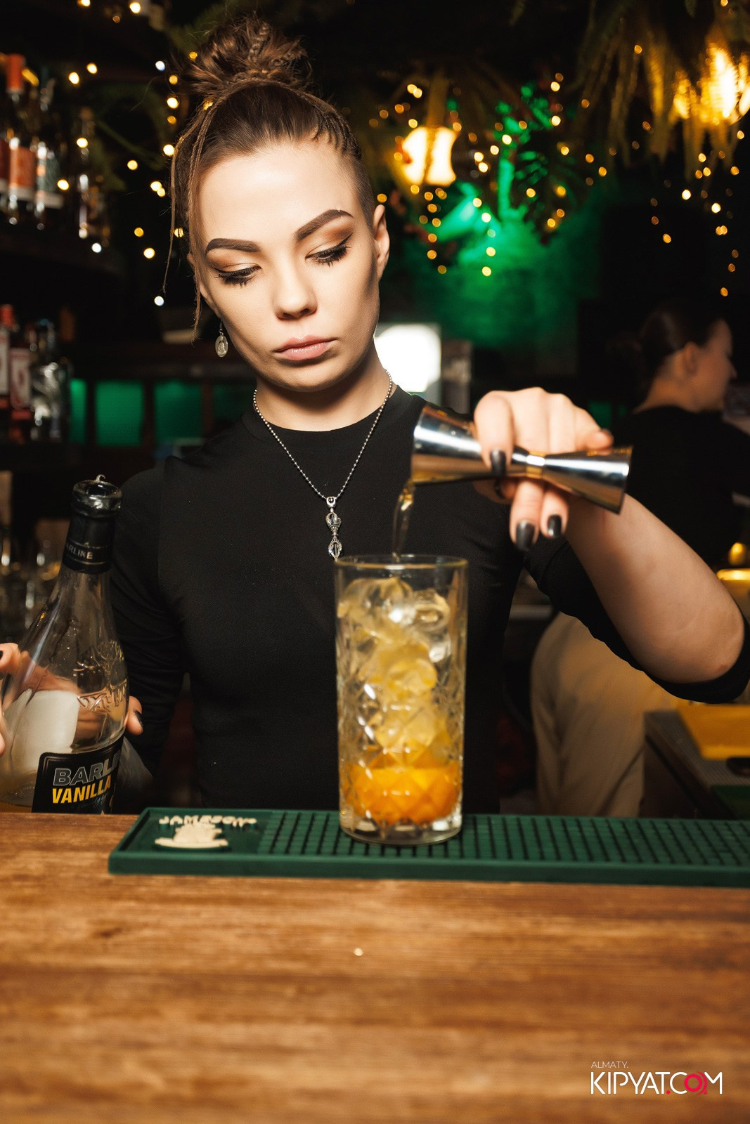 BLA BLA BAR. КИПЯТКОМ АЛМАТЫ!