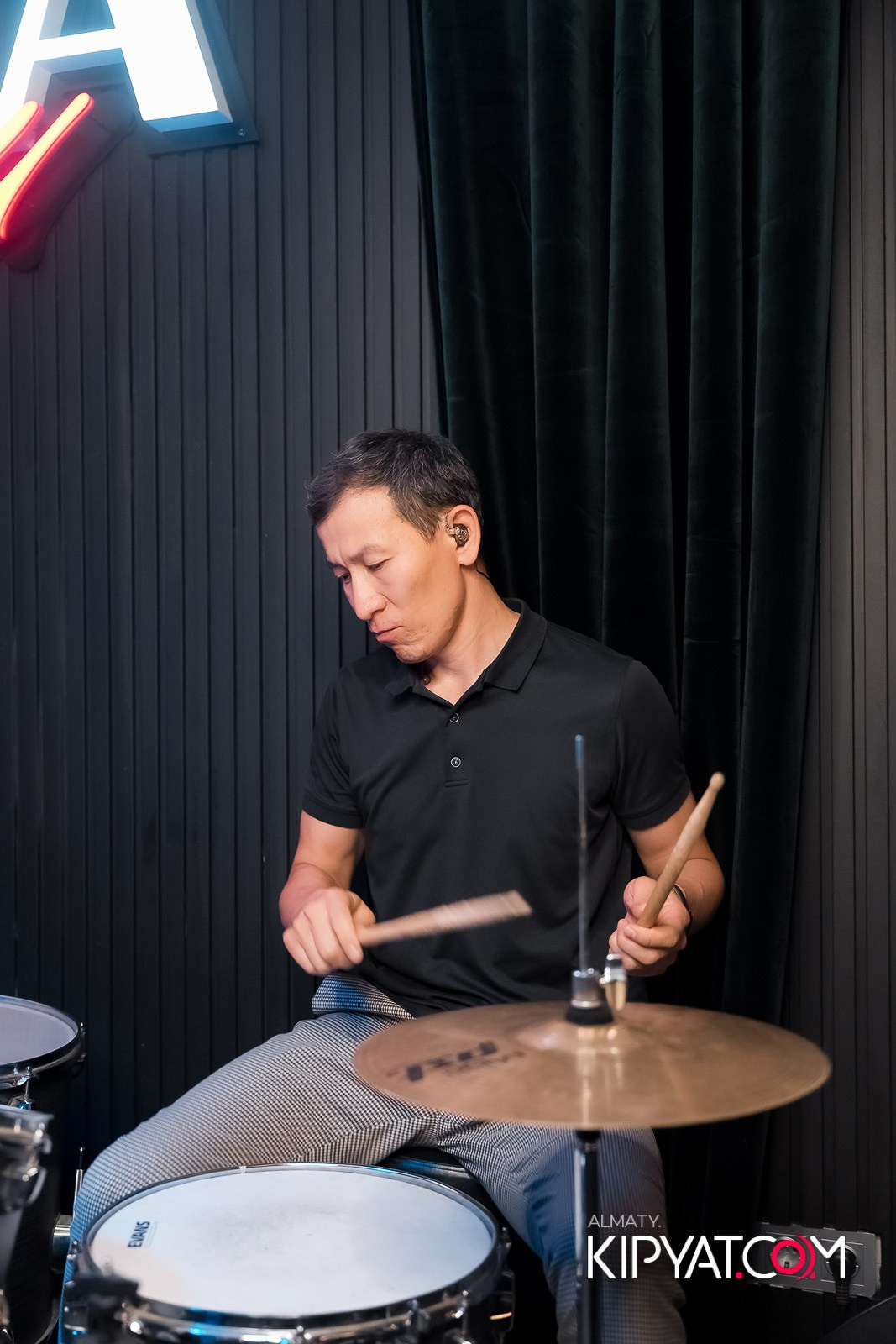 ПИНТА НА ГОГОЛЯ. КИПЯТКОМ АЛМАТЫ!