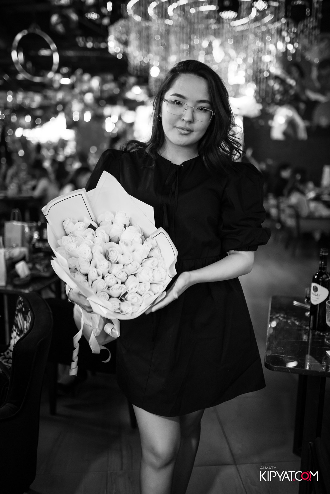 FRIENDS BAR & TERRACE. КИПЯТКОМ АЛМАТЫ!