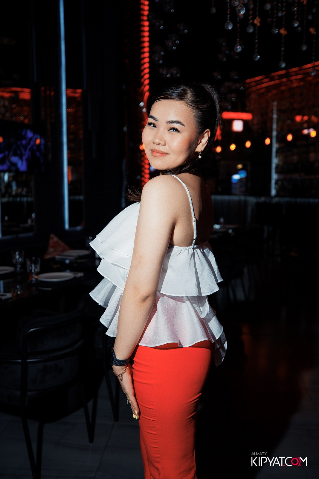 FRIENDS BAR & TERRACE. КИПЯТКОМ АЛМАТЫ!