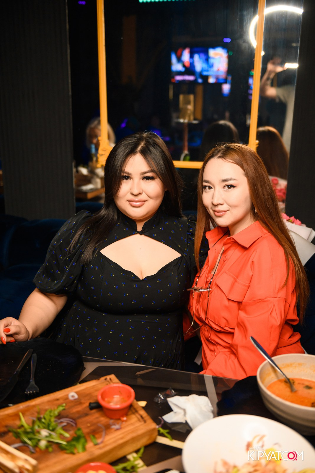 УХО И МЕДВЕДЬ НА ГАГАРИНА. КИПЯТКОМ АЛМАТЫ!