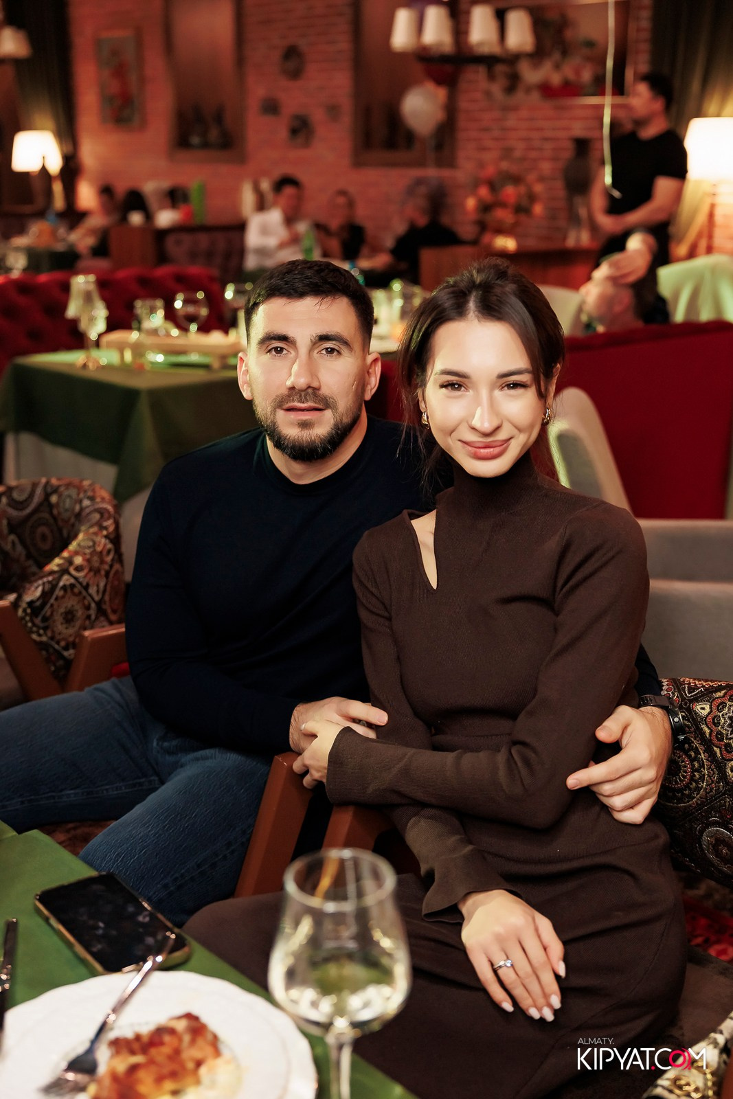 РЕСТОРАН ВЕСЕЛИДЗЕ НА ШЕВЧЕНКО. КИПЯТКОМ АЛМАТЫ!