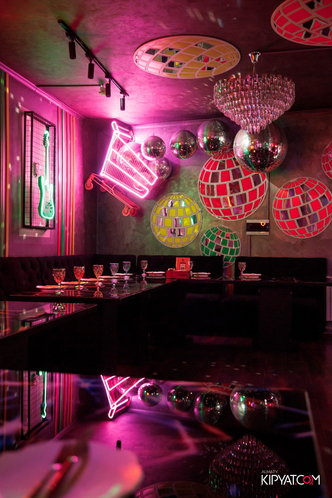 УХО И МЕДВЕДЬ НА САИНА. КИПЯТКОМ АЛМАТЫ!