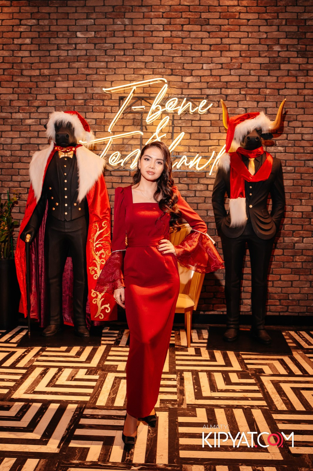 ZIYAFET MEAT HOUSE. КИПЯТКОМ АЛМАТЫ!