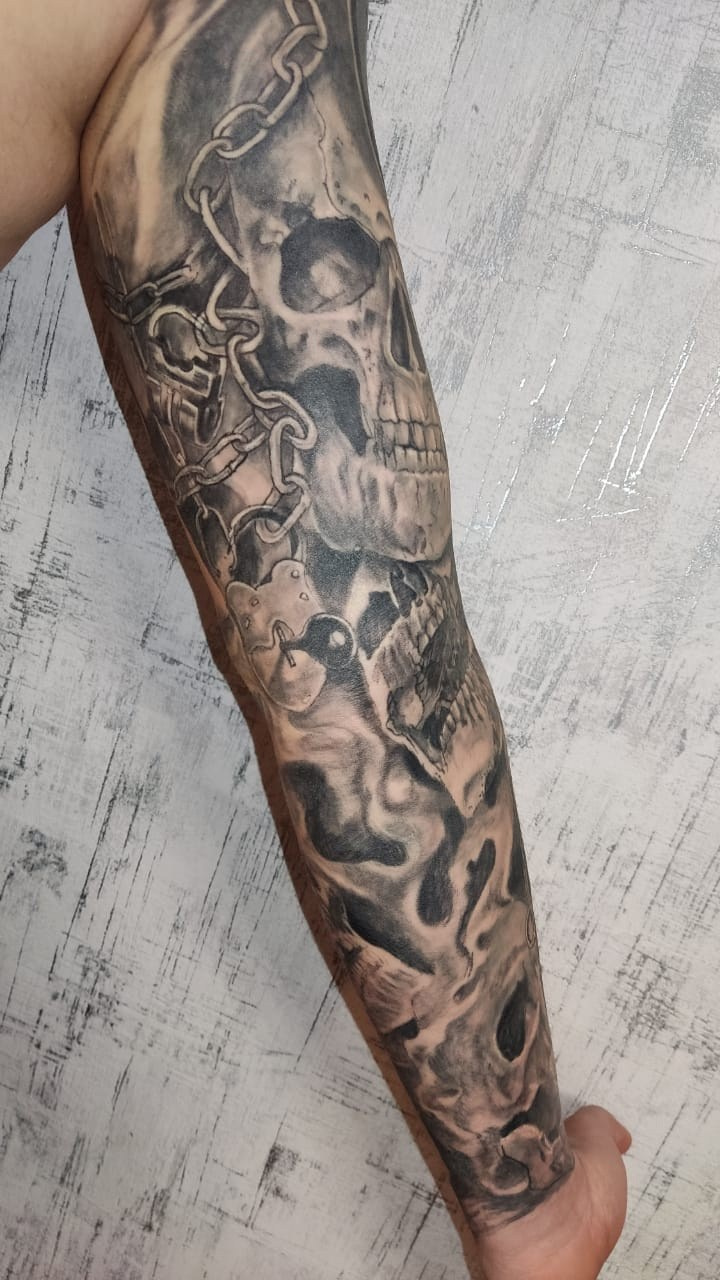 Тату. Яр Панов Арт.Картины, татуировки, роспись стен и одежды в Москве