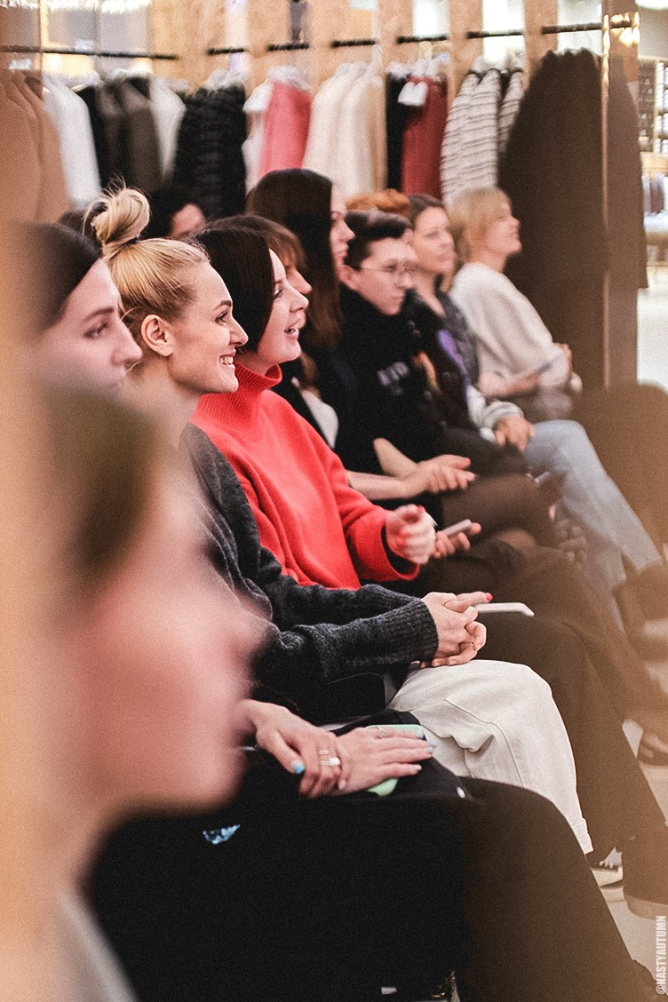 Маркет, ТЦ Метрополис. Репортажный и концертный фотограф в Москве Анастасия Осень