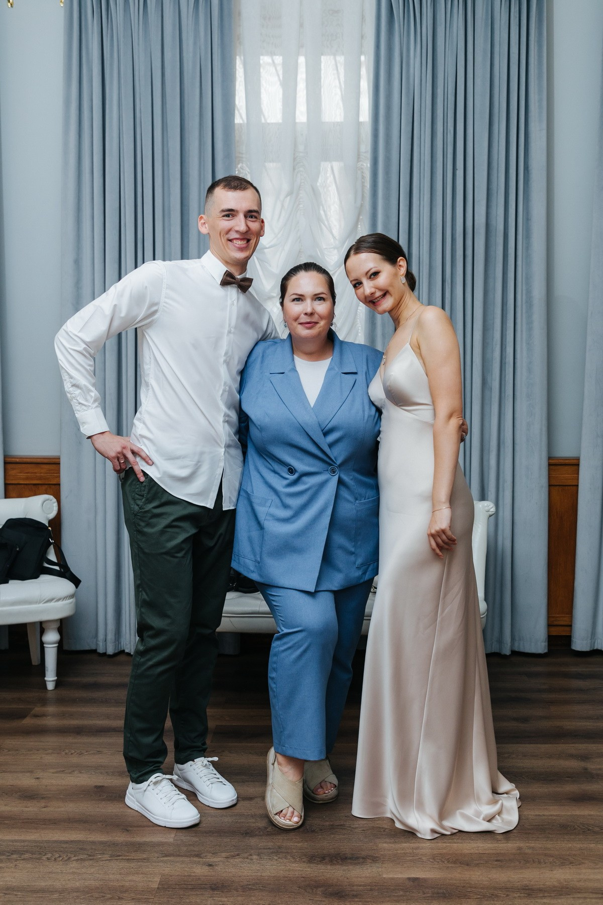 Свадебная фотопрогулка. Регистрация, прогулка, фуршет. Фотограф крещение венчание в Петербурге! Помогает подобрать храм и посоветовал душевного батюшку в СПб