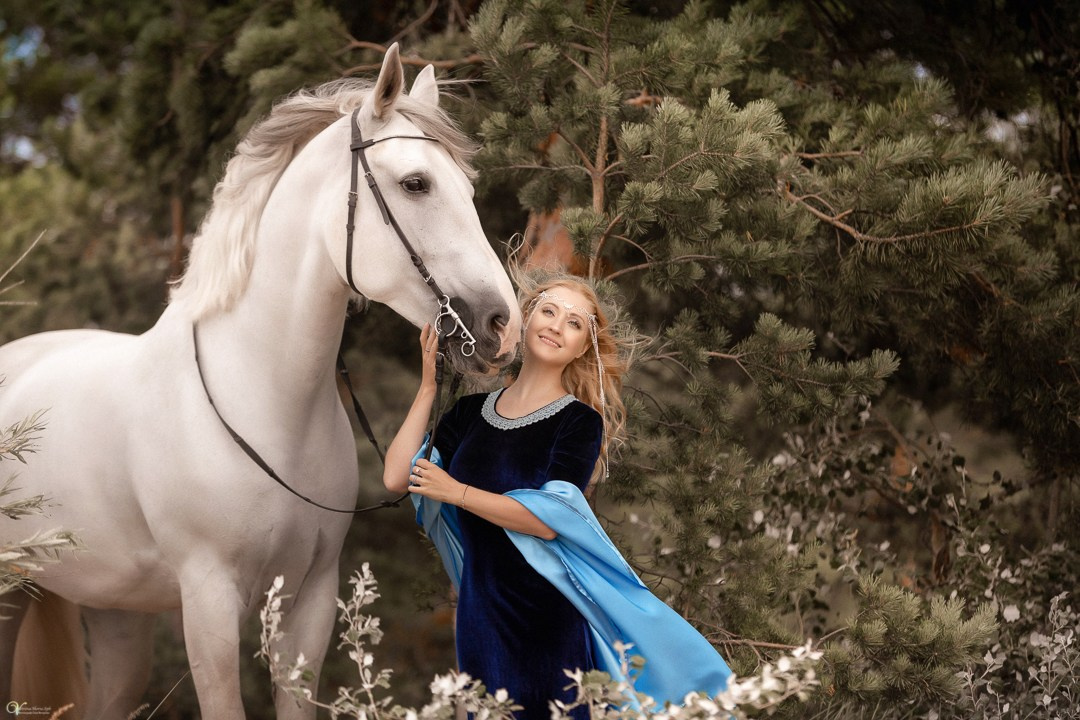 Фотосессии с лошадьми летом. Фотограф женский и мужской портрет Санкт-Петербург