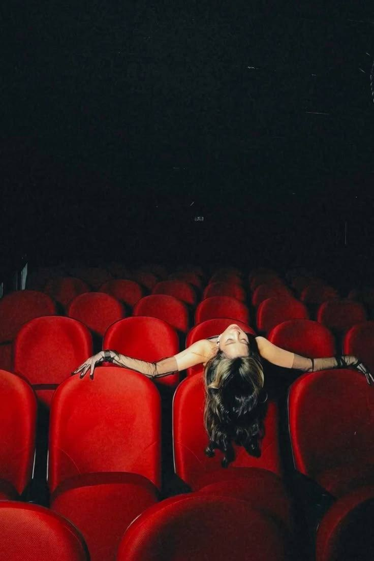 Елена «Вся жизнь поп-корн». Дарья Бухреева — фотограф, видеограф и фототерапевт. Москва и мир