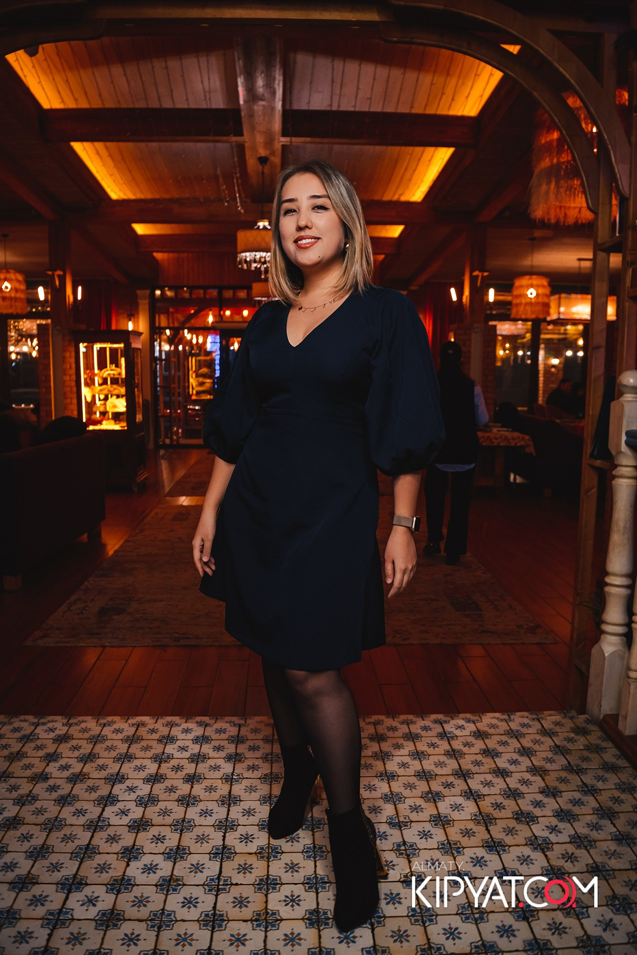 ГРУЗИНСКИЙ ДВОР НА КАБАНБАЙ БАТЫРА. КИПЯТКОМ АЛМАТЫ!