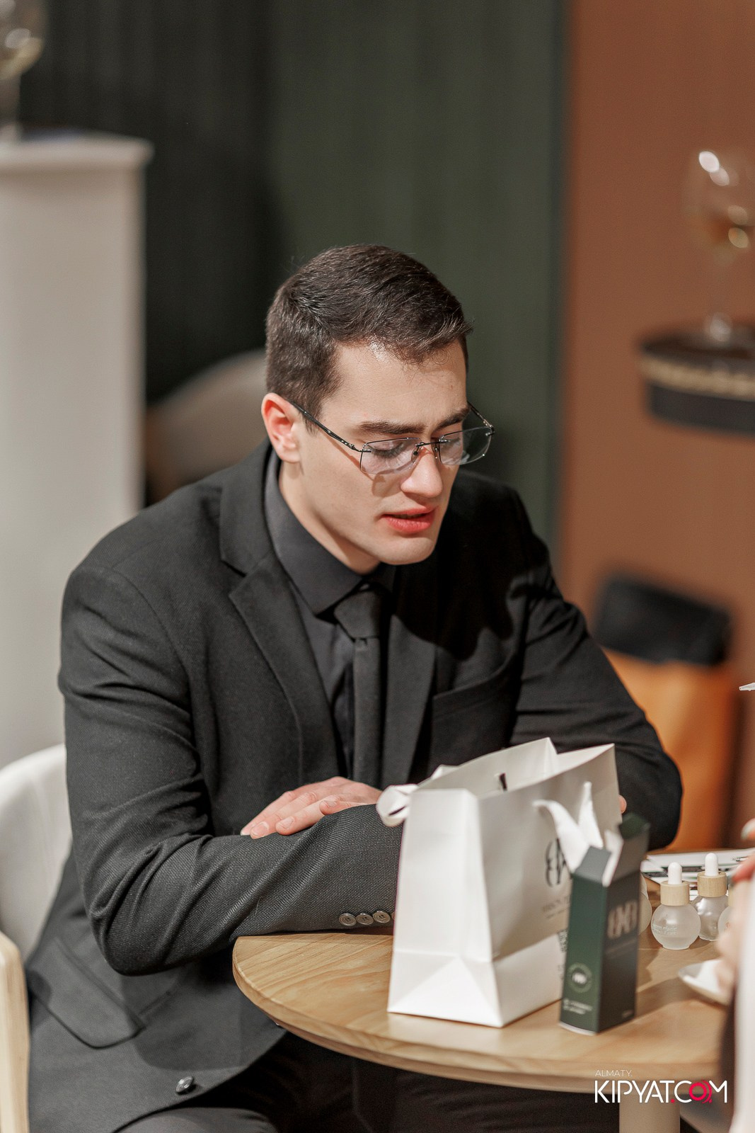 ОТКРЫТИЕ ПАРФЮМЕРНОГО ДОМА MAISON PERFUME. КИПЯТКОМ АЛМАТЫ!