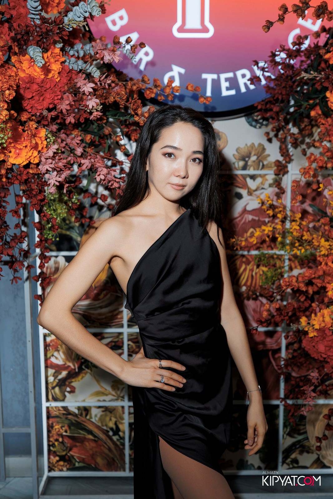 FRIENDS BAR & TERRACE. КИПЯТКОМ АЛМАТЫ! Фотосъемка мероприятий в Алматы