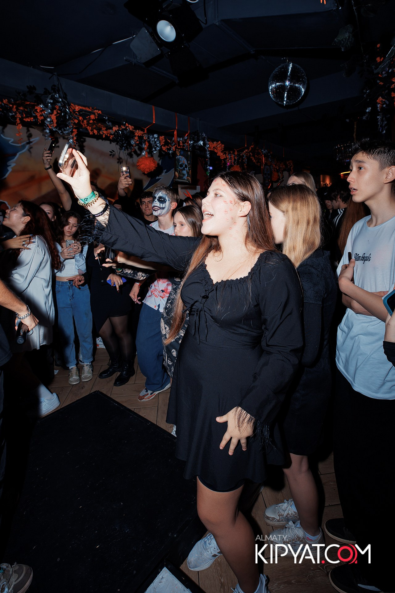 KRASNOFF PARTY ROCKY HORROR BAR. КИПЯТКОМ АЛМАТЫ!